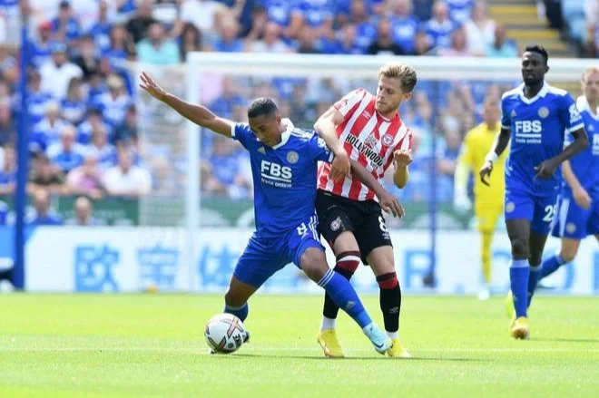 巴伦西亚遭遇失利，陷入保级泥潭的简单介绍